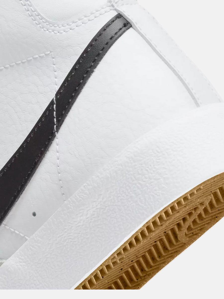 Nike Blazer Mid '77
